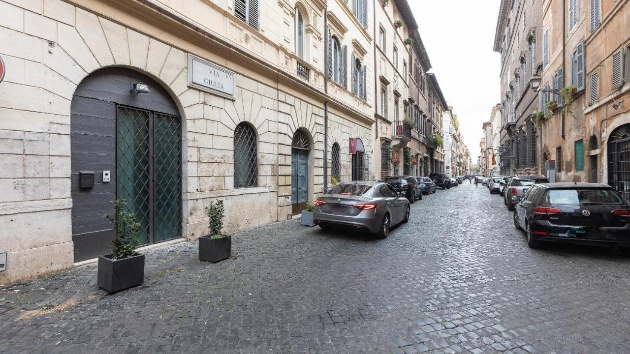 Giulia Apartment-Rental In Rzym Zewnętrze zdjęcie