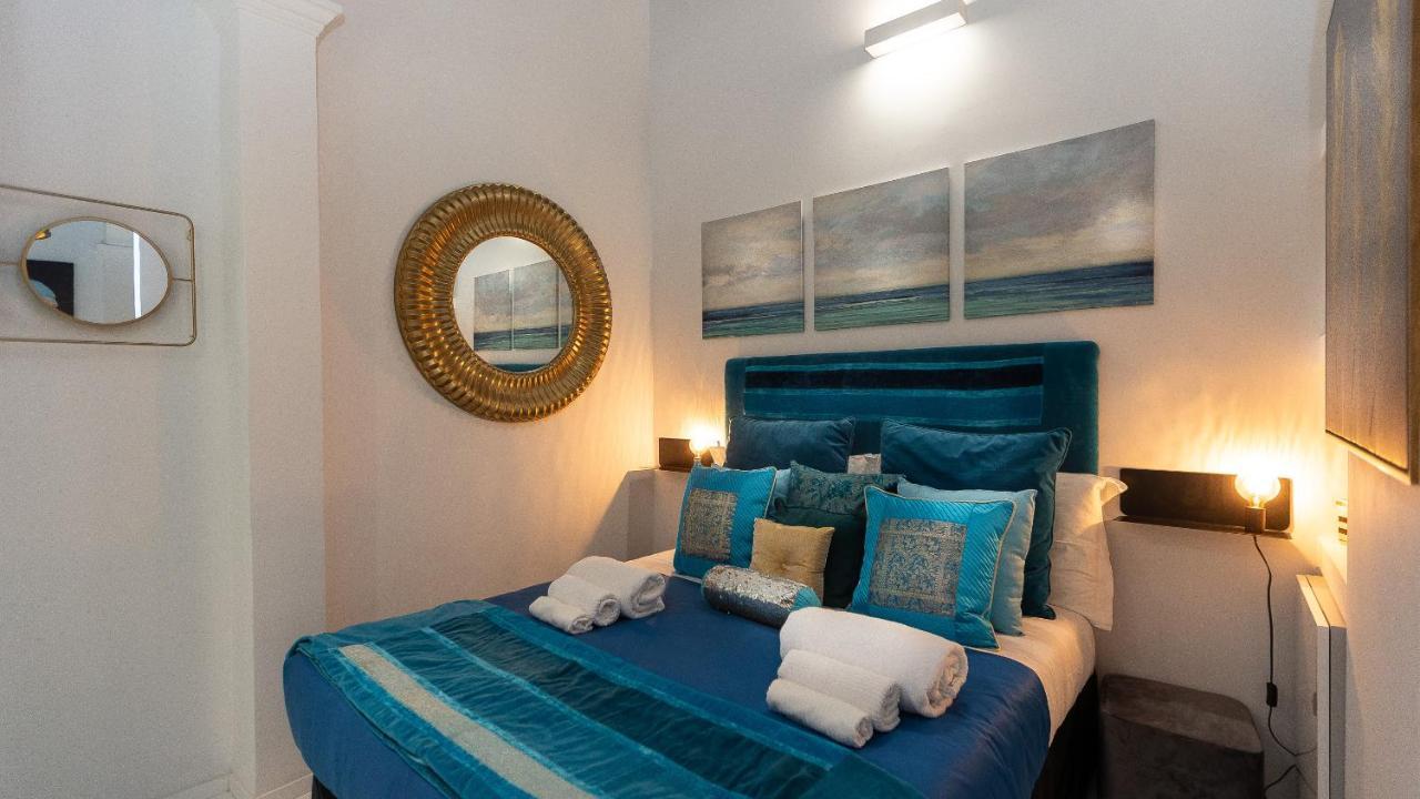 Giulia Apartment-Rental In Rzym Zewnętrze zdjęcie